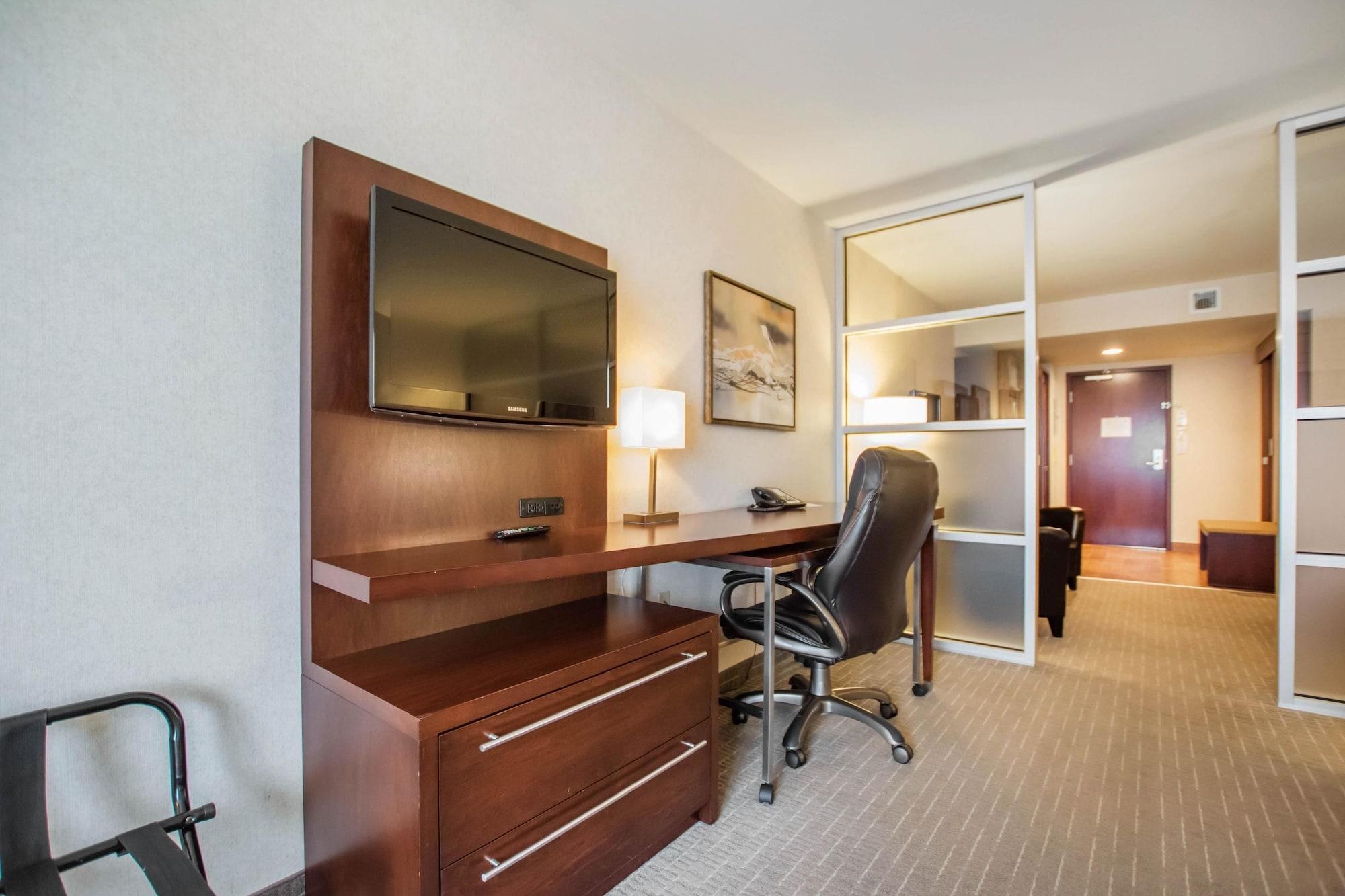 Quality Inn & Suites Val-d'Or Dış mekan fotoğraf
