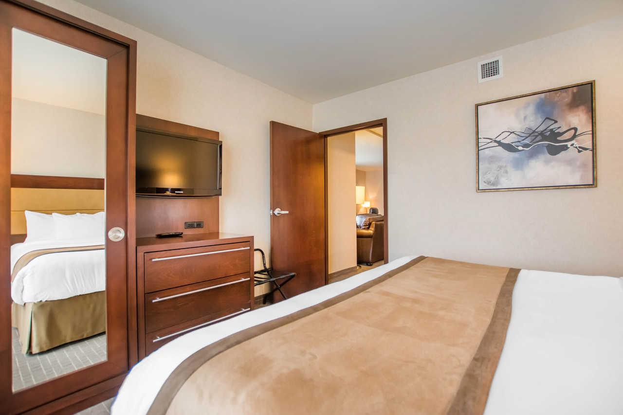 Quality Inn & Suites Val-d'Or Dış mekan fotoğraf