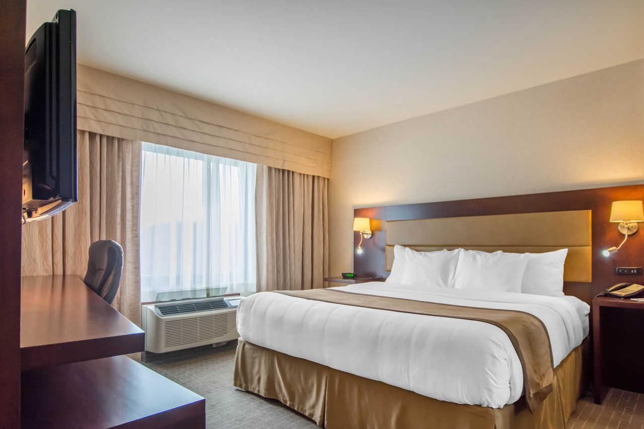 Quality Inn & Suites Val-d'Or Dış mekan fotoğraf