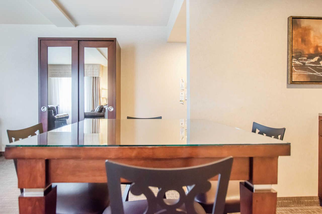 Quality Inn & Suites Val-d'Or Dış mekan fotoğraf
