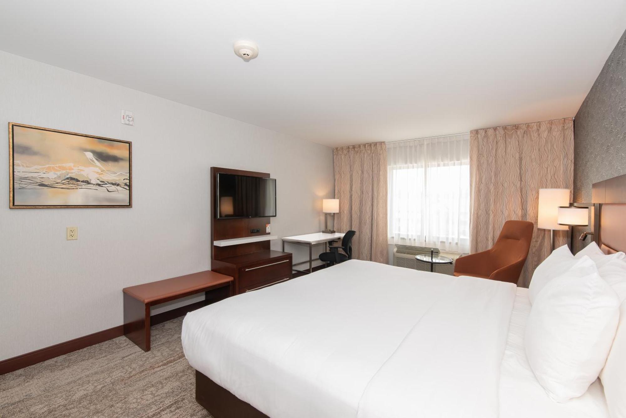 Quality Inn & Suites Val-d'Or Dış mekan fotoğraf